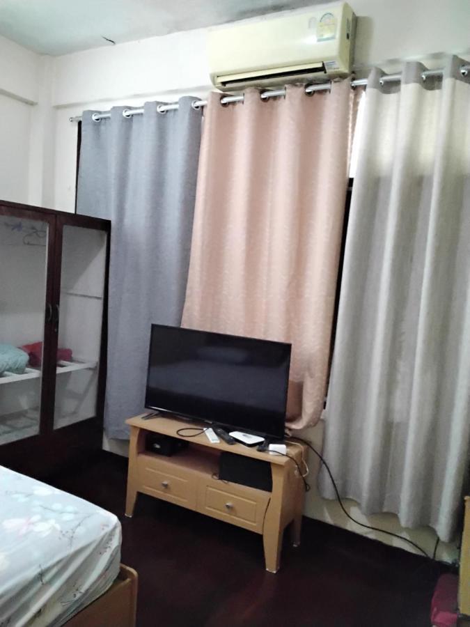 Danee Hostel *